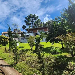 Casa Com Lareira,bela Paisagem E Deck Externo Com área De Churrasco. Casa de Férias Campos do Jordão